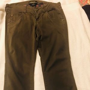 Guess - Vintage Brown